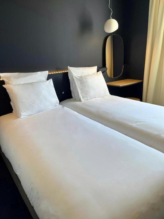 Golden Tulip Hotel & Rooftop Martigues Provence Room photo